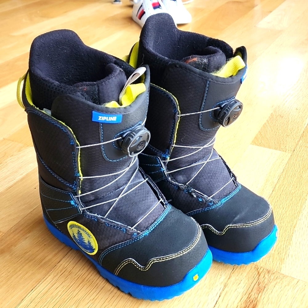 Burton Snowboard Boots Kids Zipline Boa Size 4
